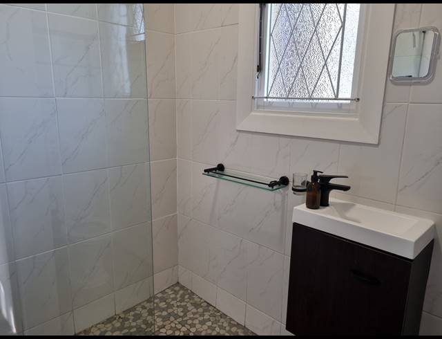 1 BEDROOM APARTMENT RENTED IN PARK HILL